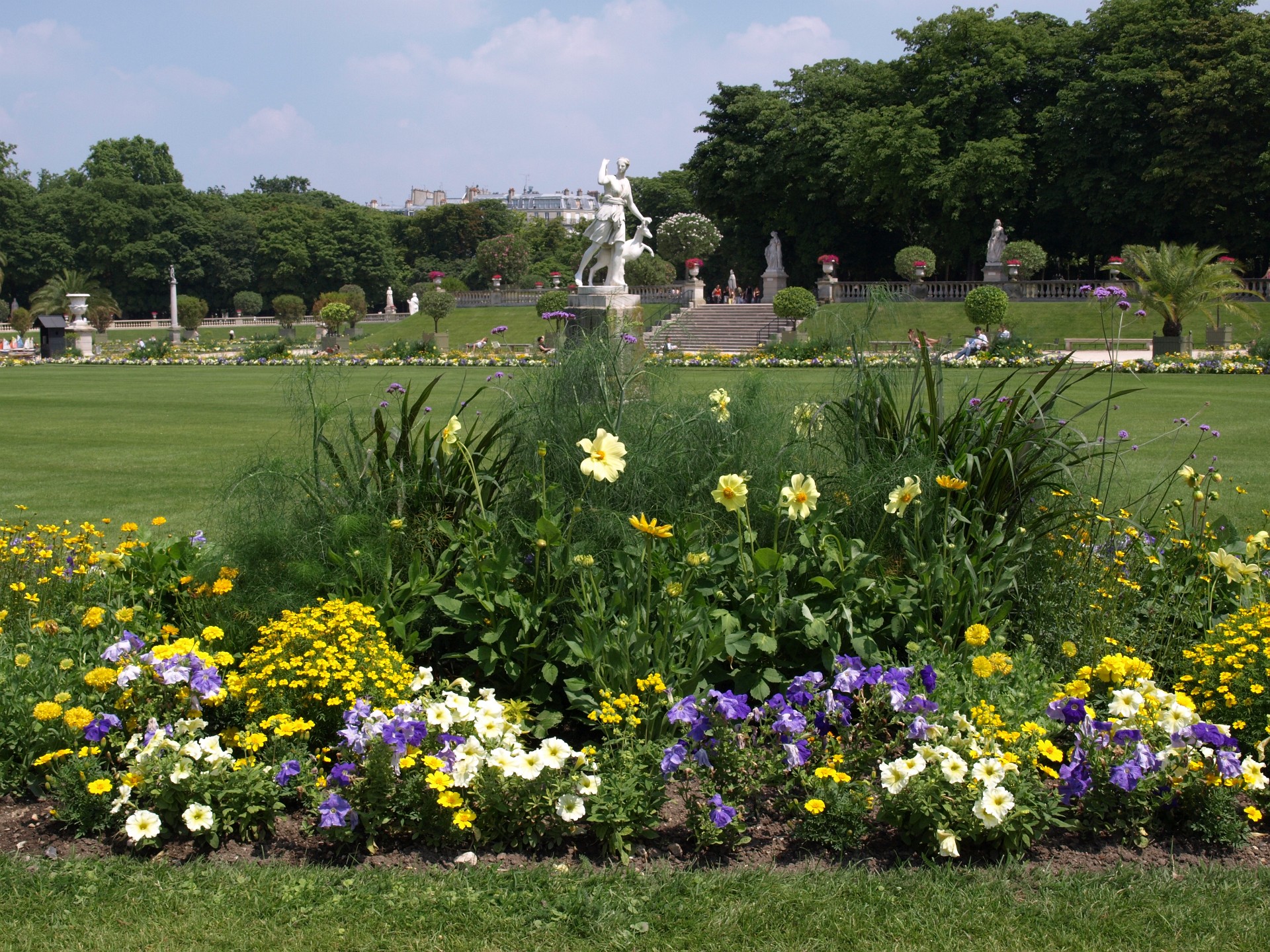 Flowers and Statues